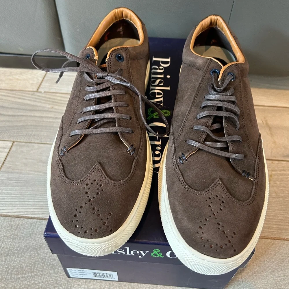 NEW IN BOX Paisley & Gray Addington Suede Wingtip men’s Sneakers size 10
